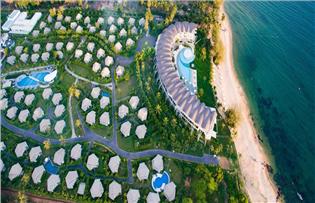 Resort The Sell Fusion Maia Phú Quốc kết cấu mái bê tông lợp ngói
